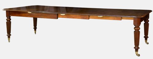 Quality Gillow Imperial Pattern 2 Leaf Dining Table
