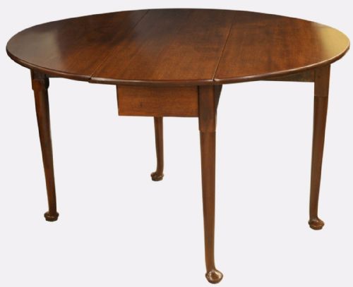 Georgian Mahogany Padfoot Table