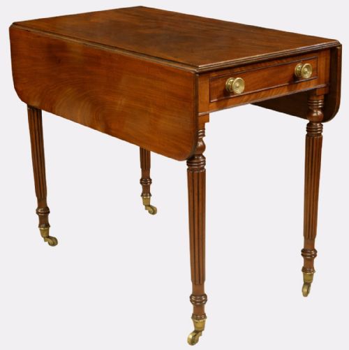 A Good Mahogany Pembroke Table with  Fine Fluted Gillows Style Reeded Legs.

