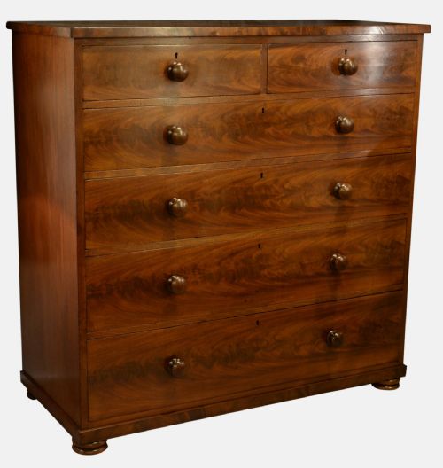 Victorian Flame Mahogany Chest of Drawers
