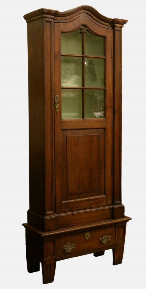 18th Century Continental Oak Cabinet
