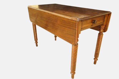 Victorian Mahogany Pembroke Table