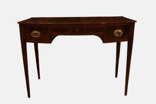 19th C Mahogany Bowfronted Table