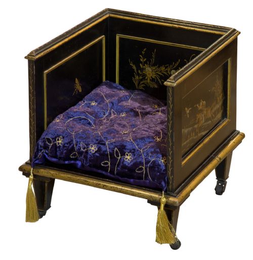 Regency Japanned Gilt & Black Lacquer Dog Bed