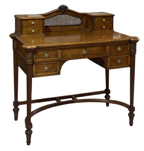 French 19thc Walnut Fiddleback Veneer Dressing Table