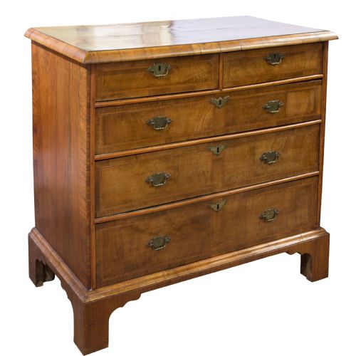 George I Walnut Veneered Chest of Drawers C1720