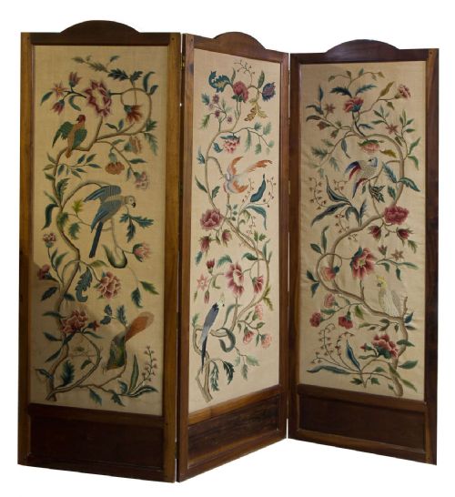 A Pretty 3 Fold Arch Screen Decorated with "Bird of Paradise"