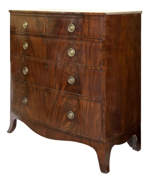 19thc Flame Mahogany Chest of Drawers with Bow Front