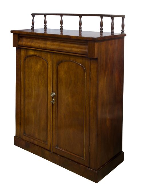 Early 19th C Mahogany Chiffonier