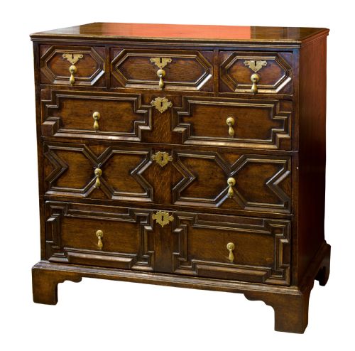A Queen Anne Period Oak Moulded Front Chest