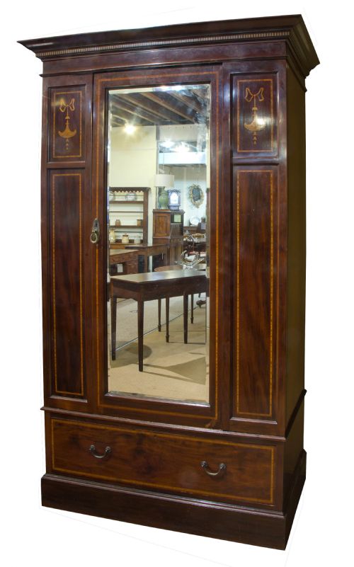 Fine Quality Inlaid Mahogany Wardrobe