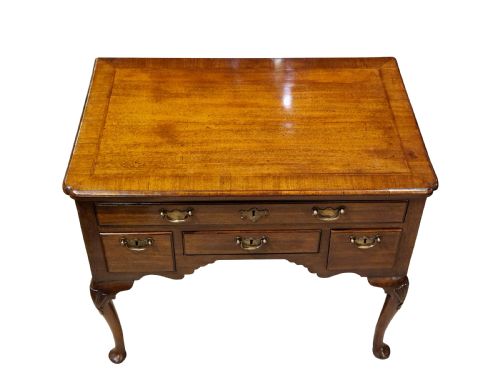 FINE GEORGE II MAHOGANY LOWBOY - ADDITIONAL PHOTO 3
