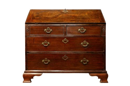 MID 18TH CENTURY MAHOGANY BUREAU OF GOOD COLOUR AND FIGURE