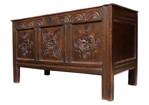 LATE 17TH CENTURY CARVED OAK COFFER - ADDITIONAL PHOTO 3