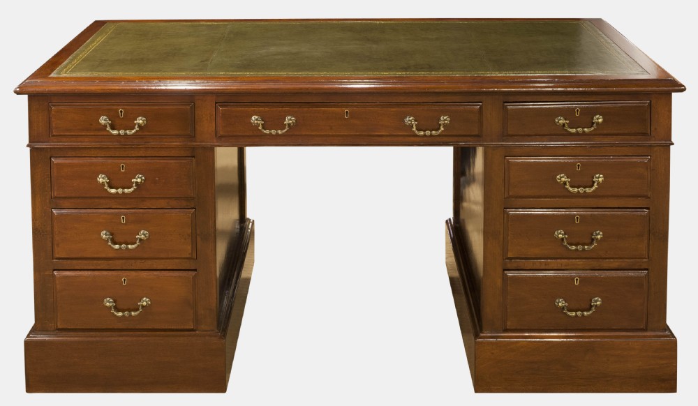 Edwardian Mahogany Pedestal Desk