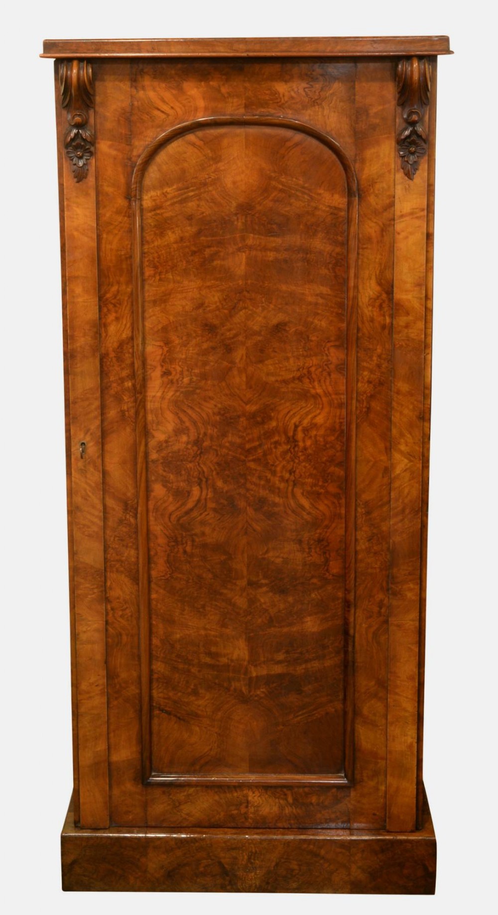 Walnut Wellington Chest