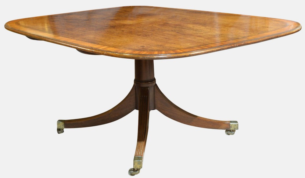 Large Regency Tilt-top Breakfast Table Seats 8
