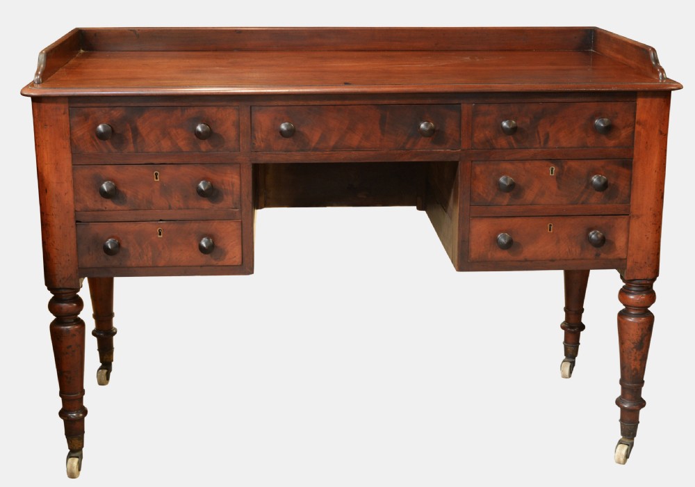 Victorian Mahogany Kneehole Writing/Side Table