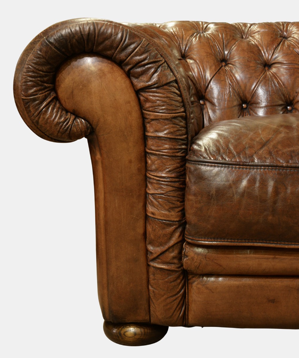 Large 3 Seater Leather Chesterfield Sofa View V
