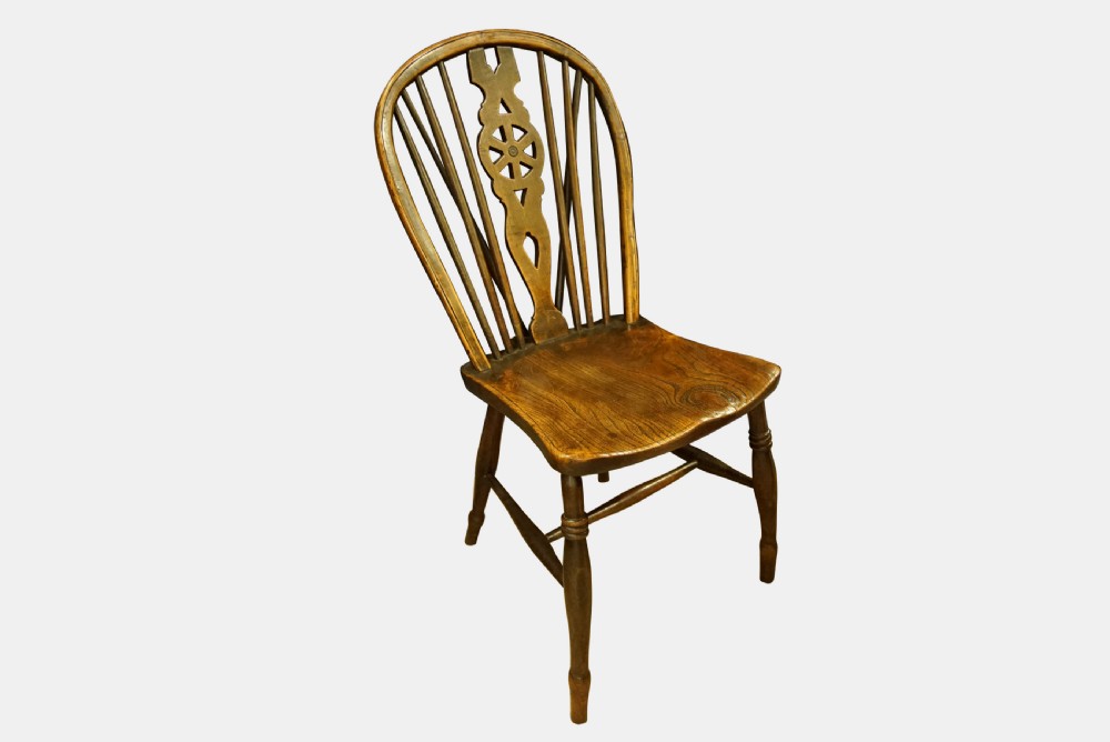 4 Antique Wheel Back Chairs View IV