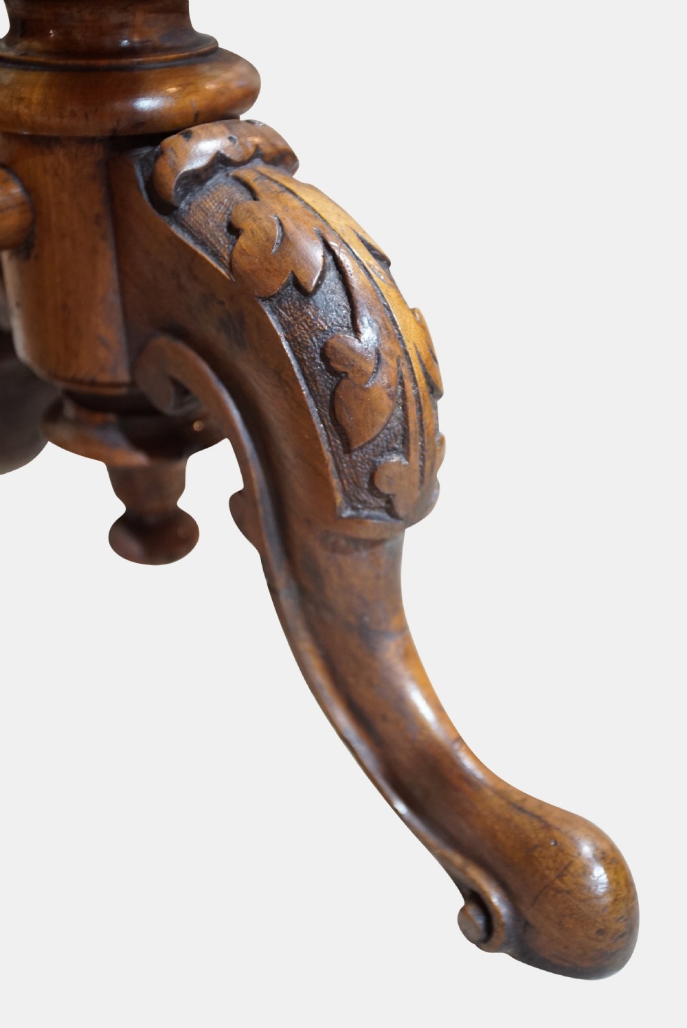 Victorian Inlaid Walnut Kidney-Shaped Desk View IX