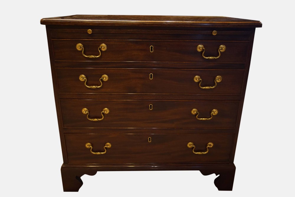 George III Mahogany Chest of Drawers