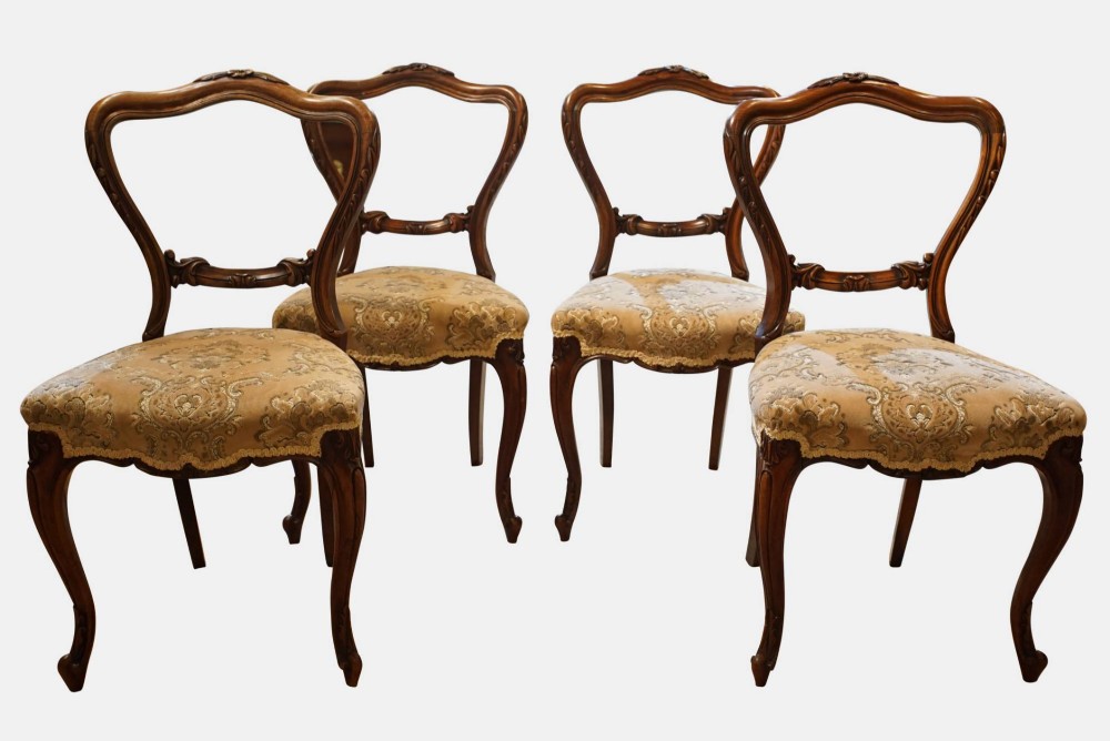 A Set of 4 19thC Rosewood Chairs