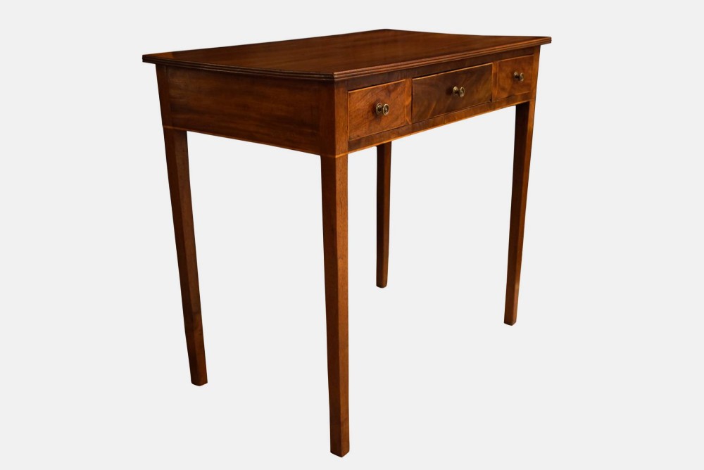 A Georgian Mahogany and Boxwood Banded Table