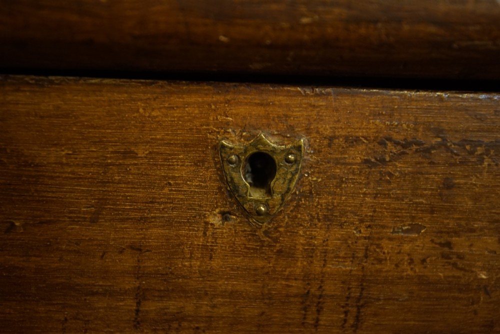 French Console Table View III