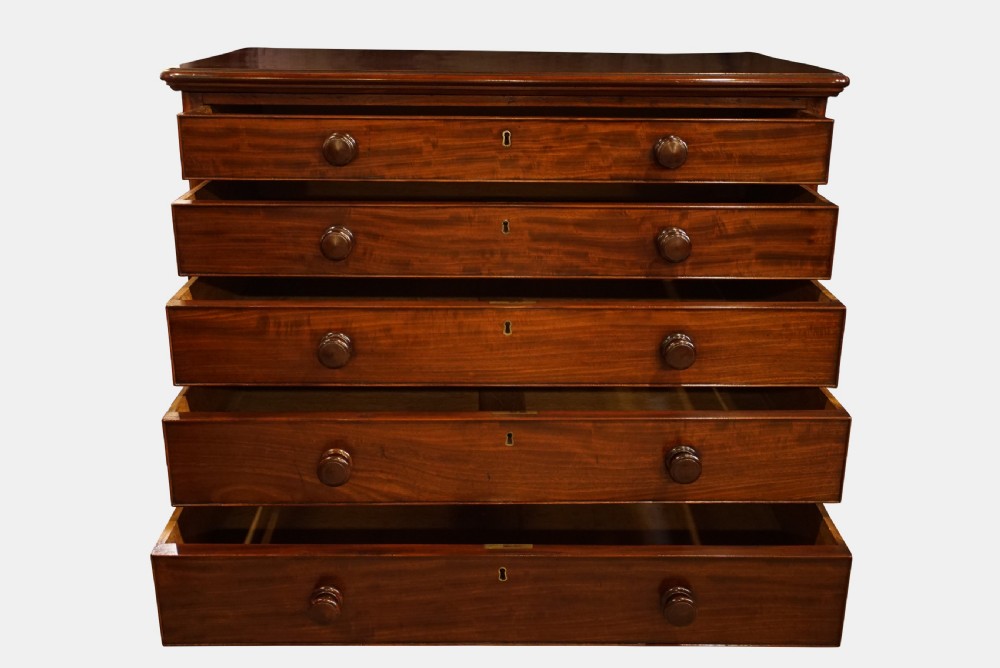 Georgian Chest of Drawers View V