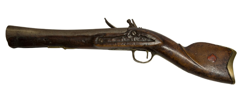 Iron barrelled and brass mounted Ottoman flintlock blunderbuss pistol View II