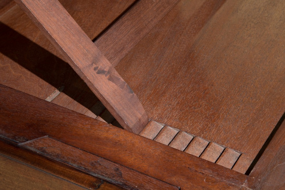 Rare George III mahogany drawing table with top rising on easel c1785 View IX