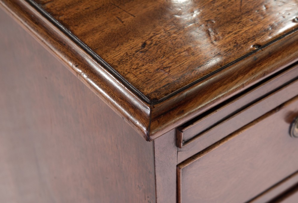 George III mahogany graduated chest of 4 drawers c1780 View VII
