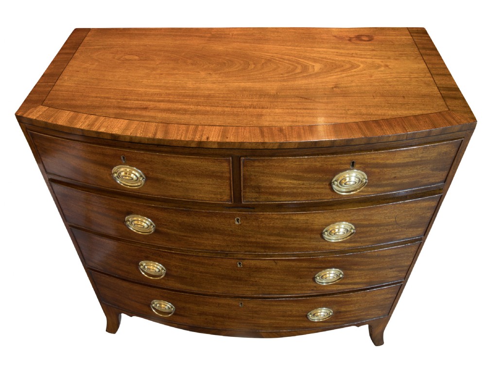 Early 19thC mahogany bow fronted chest of drawers c1820 View IV