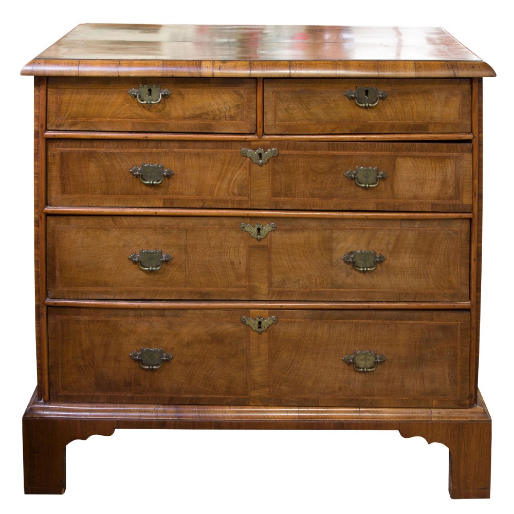 George I Walnut Veneered Chest of Drawers c1720 View III