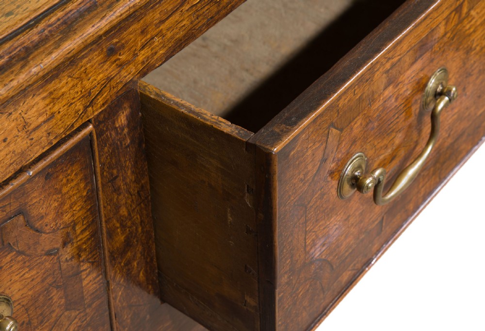 Geo II Oak Dresser View III