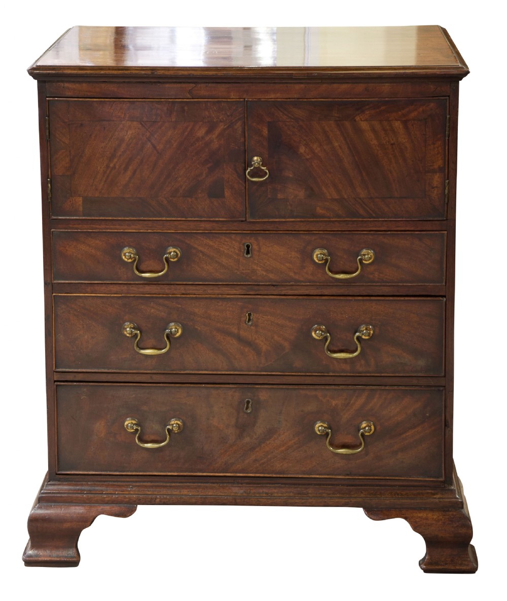 Geo III mahogany bedside table c1780 View III