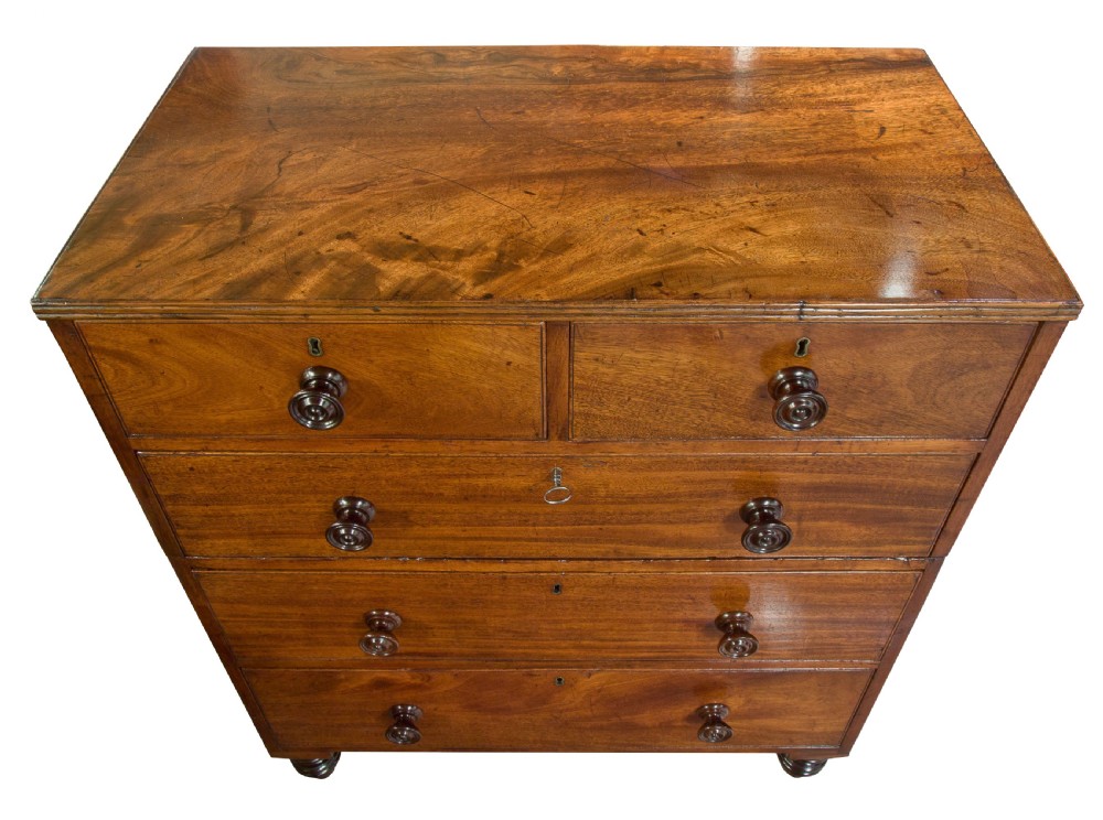 Regency mahogany chest of drawers c1820 View V