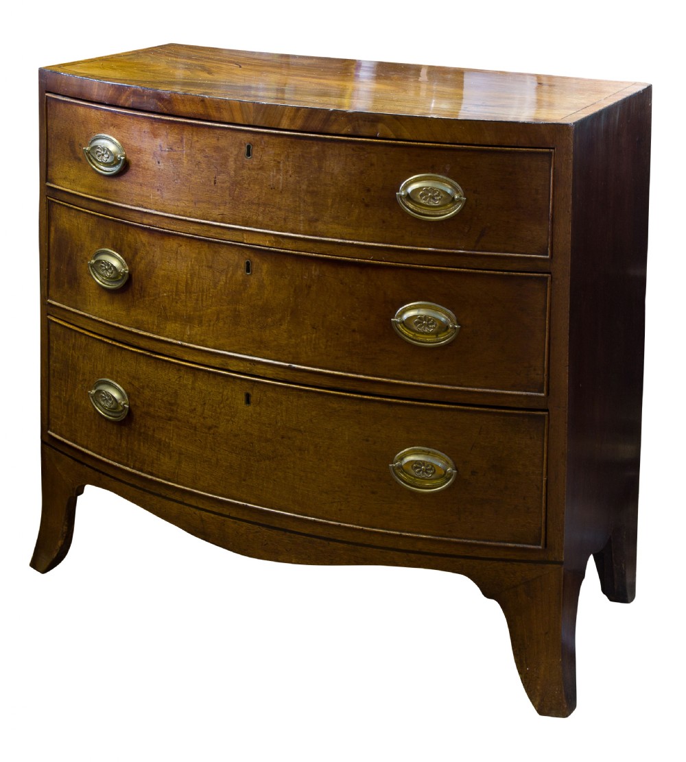 Regency mahogany bow fronted chest of drawers