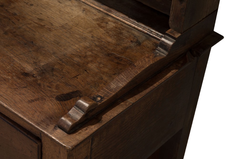 A George III oak pot board dresser View IV