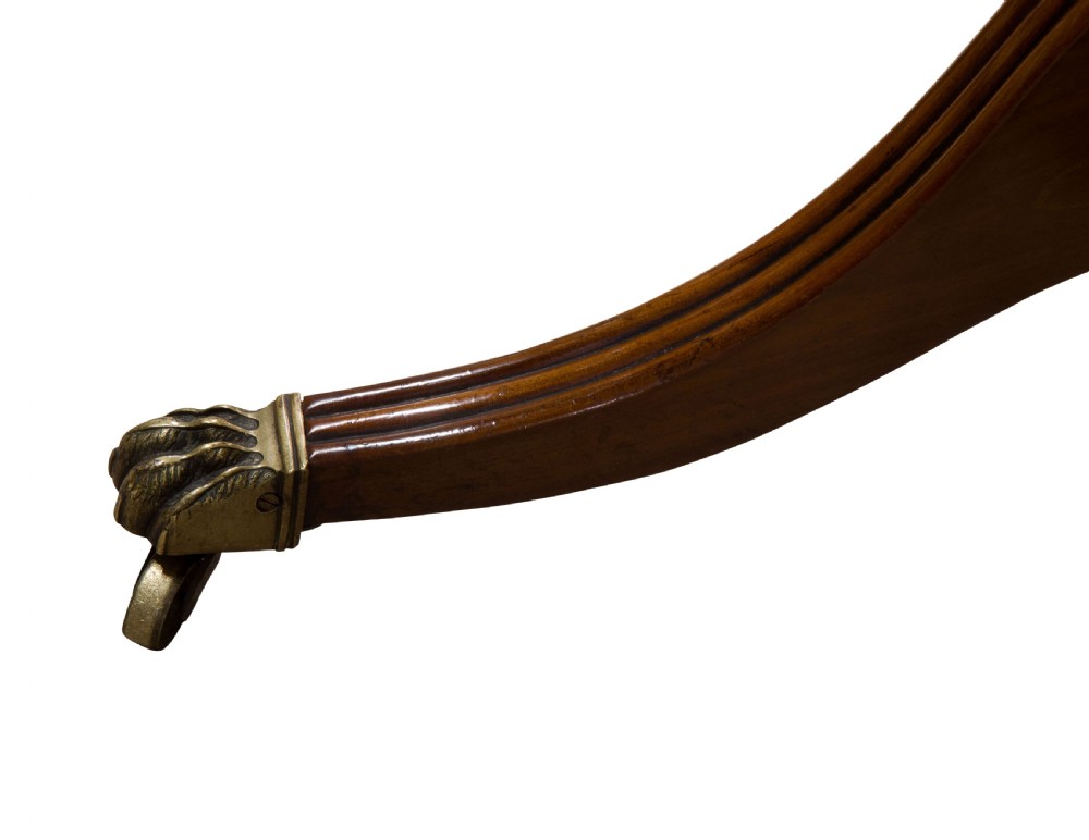 Late Georgian mahogany tilt top table View VI