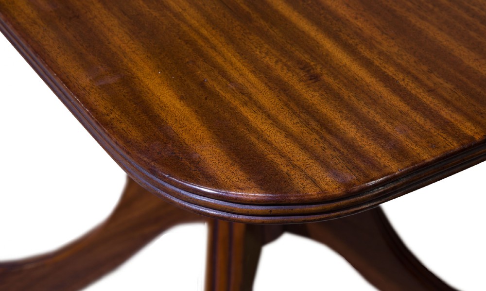 Late Georgian mahogany tilt top table View VIII