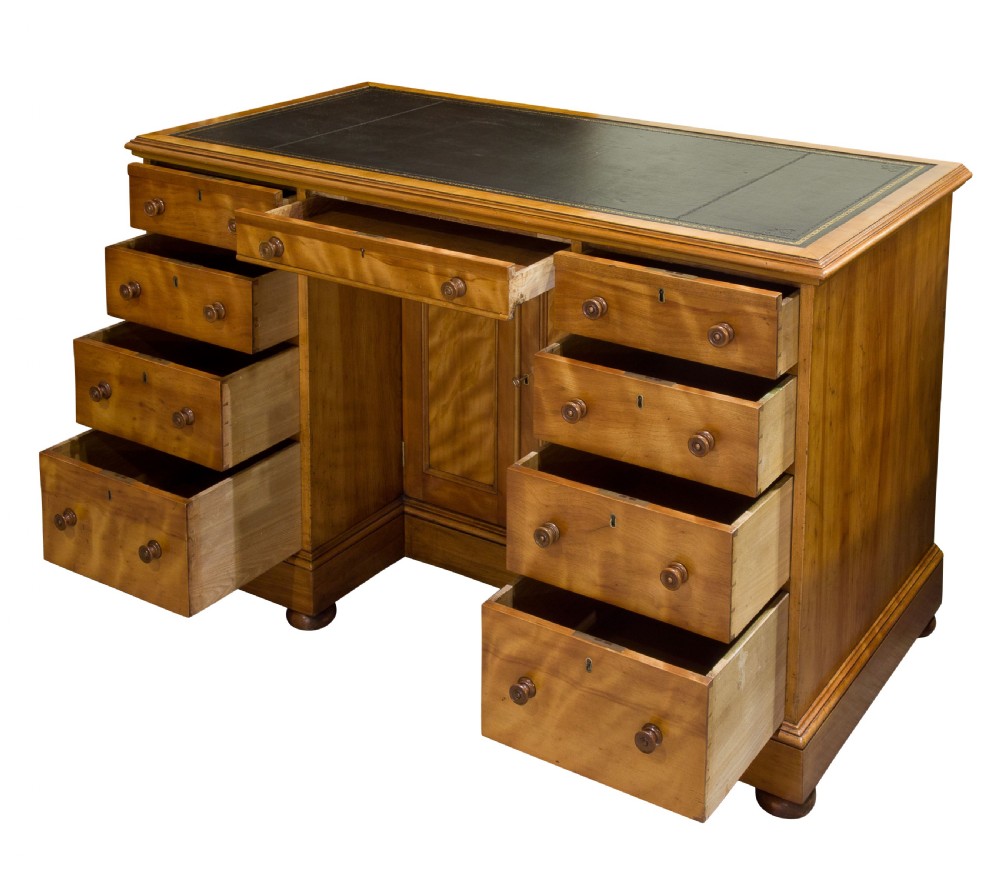 Quilted birch kneehole desk View II