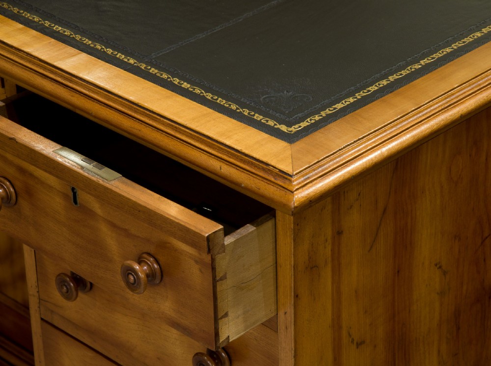 Quilted birch kneehole desk View VI