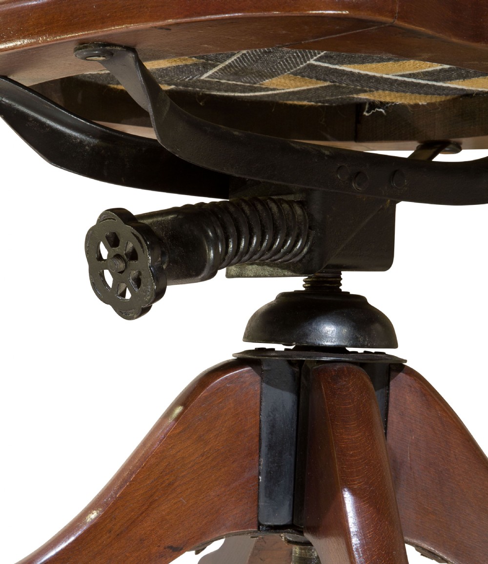 Mahogany desk chair View V