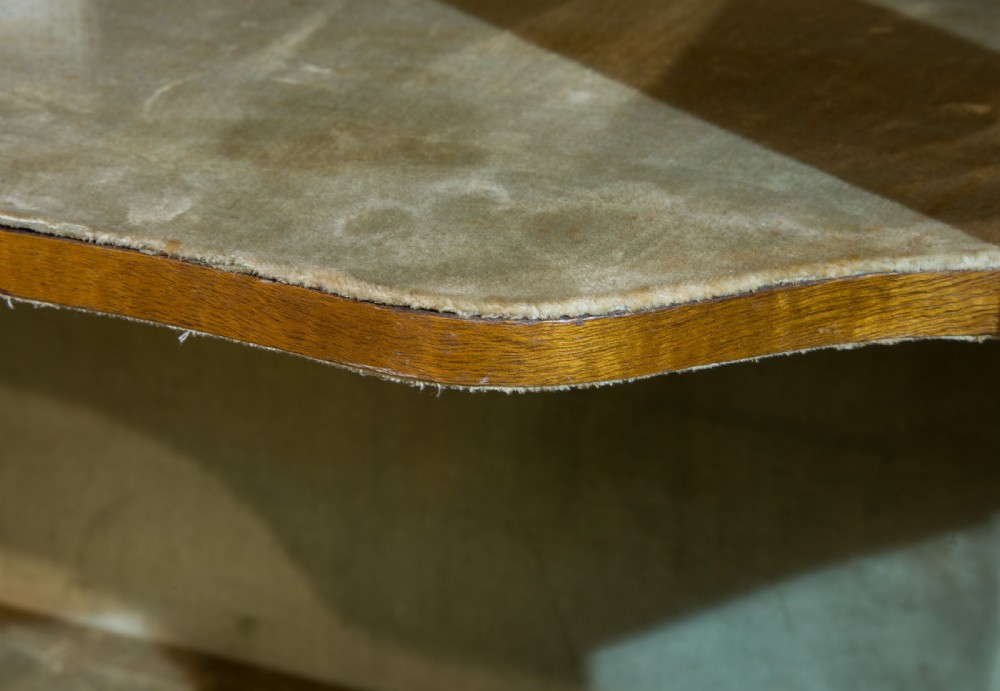 French Louis XV style serpentine display cabinet View VI