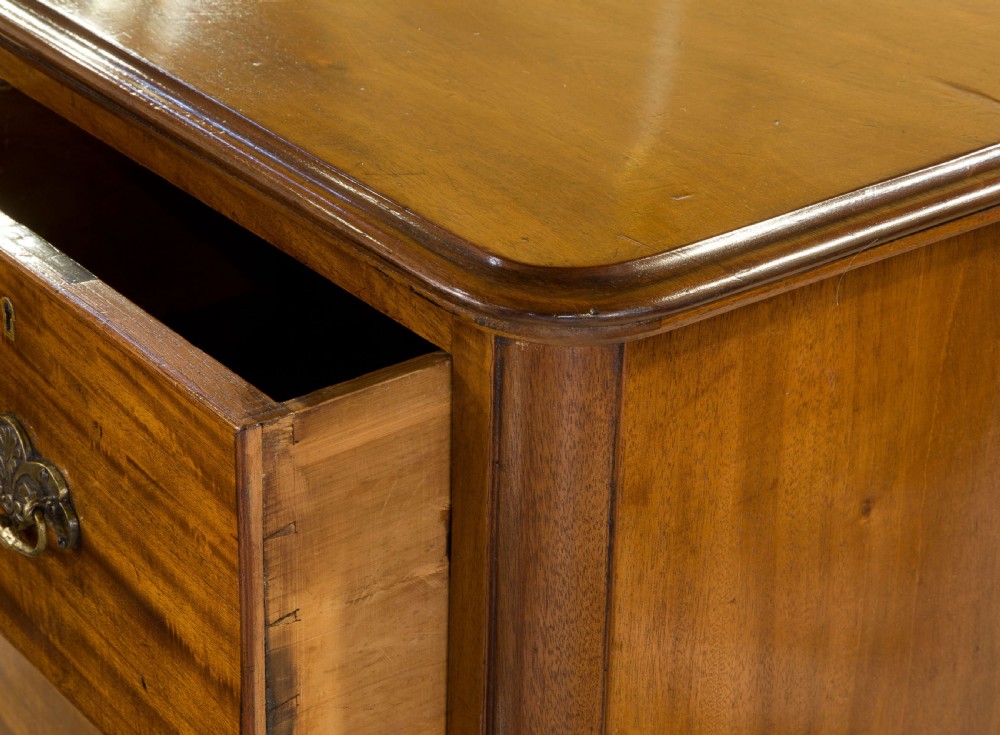 Small Victorian Mahogany Chest of Drawers View VI