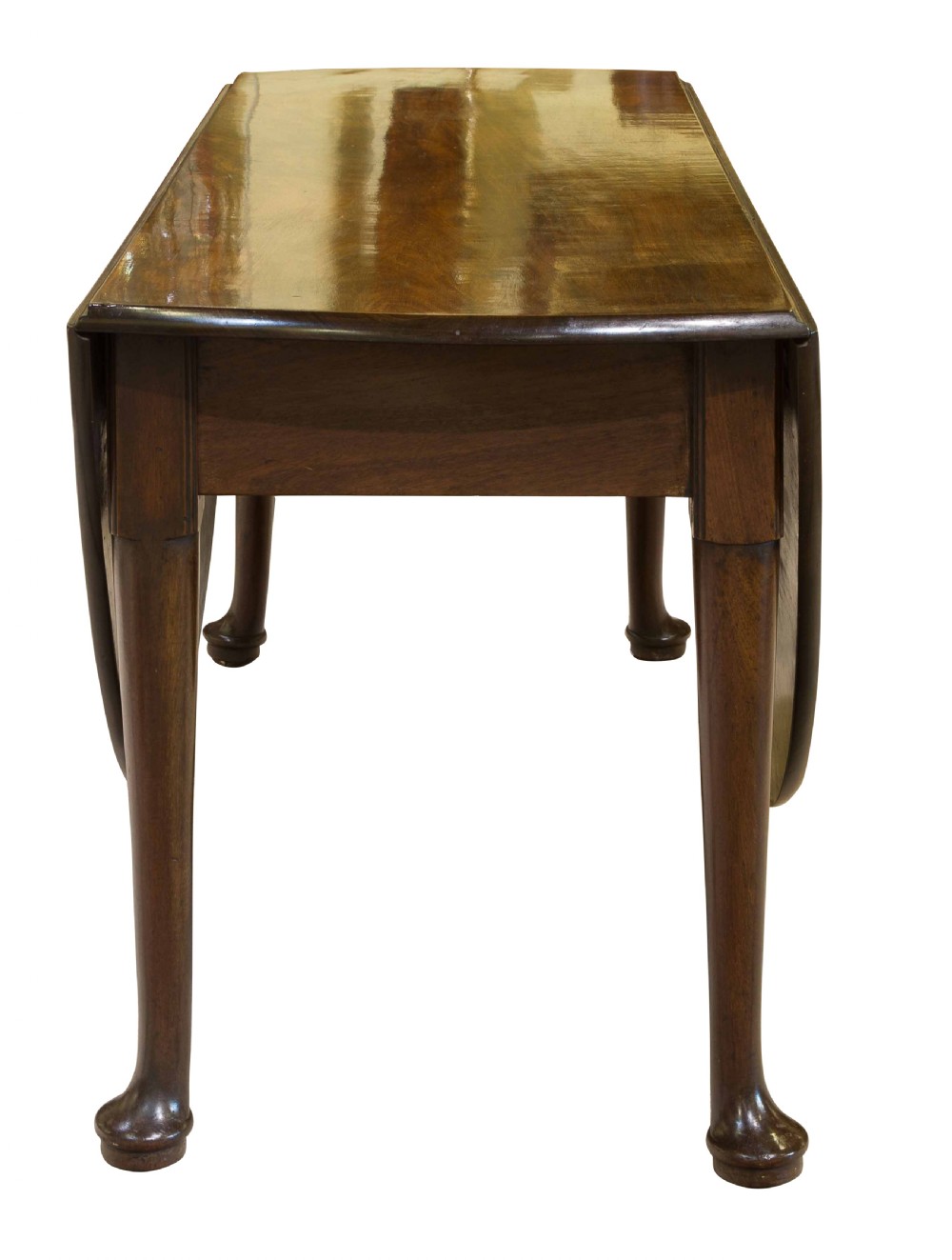 A very Fine Early Georgian Cuban Mahogany dropleaf dining table View VII