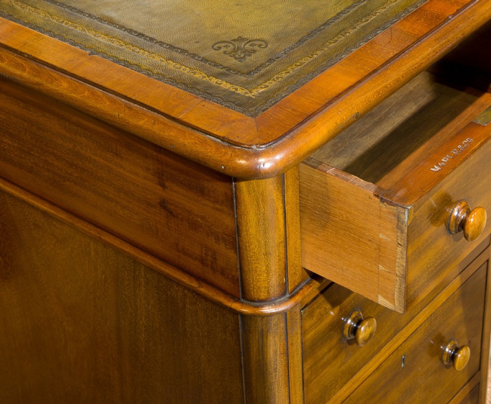 An Edwardian Mahogany Pedestal desk View VII