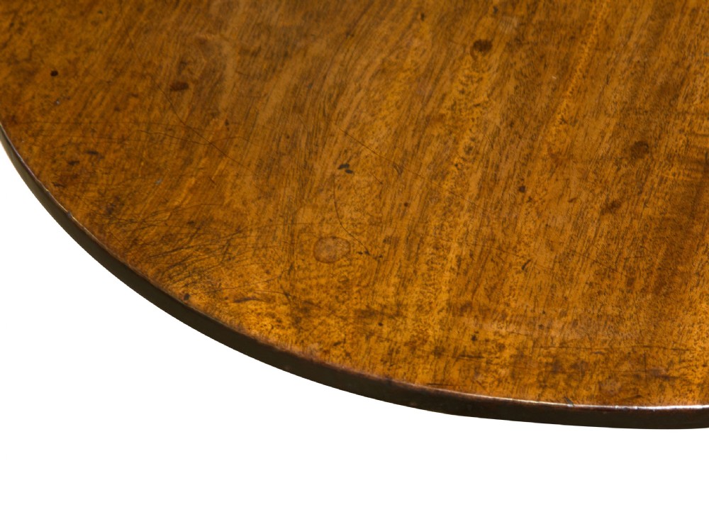 A small Geo III lamp table View VI